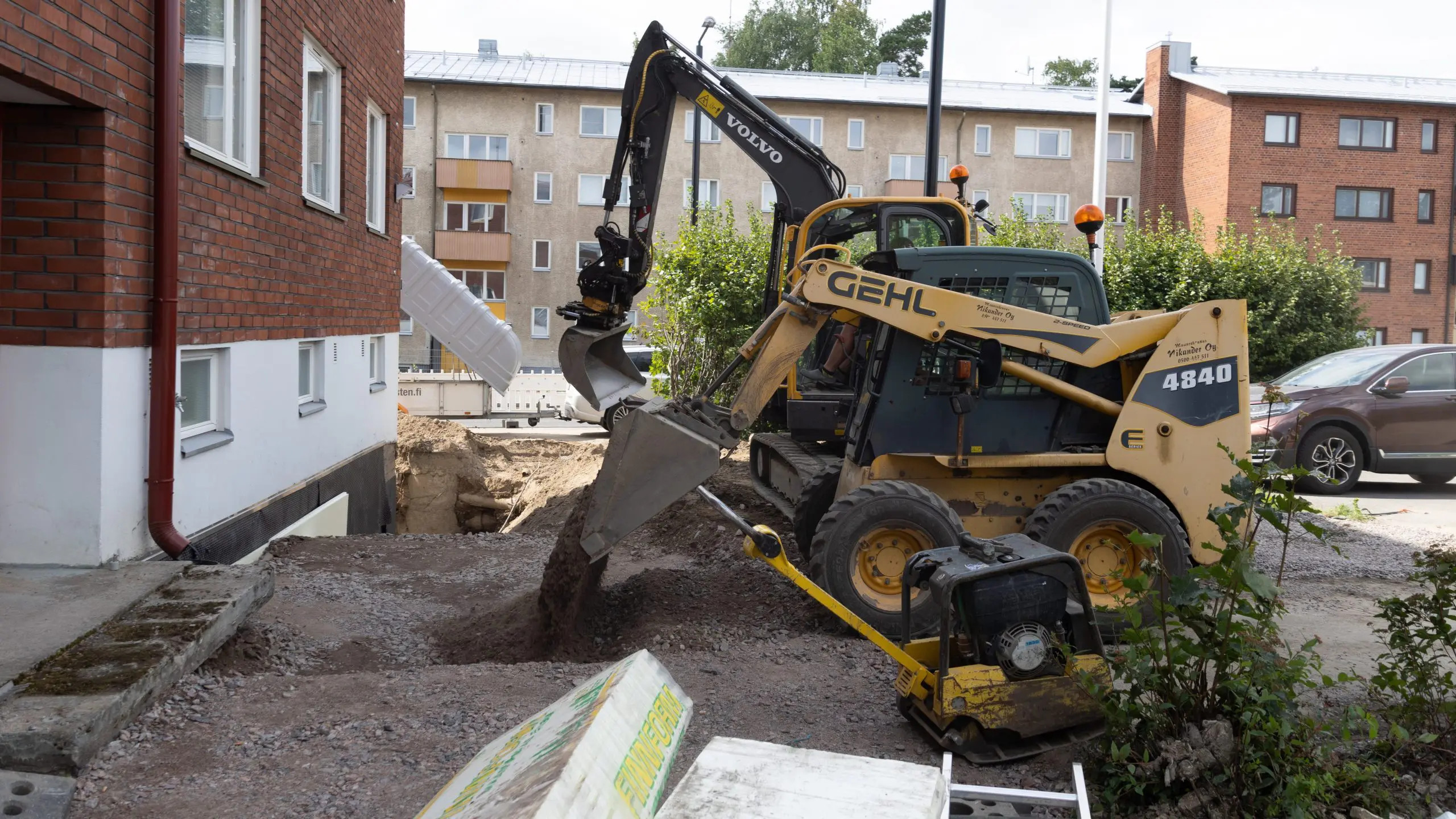 Paljonko maksaa salaojaremontti Torstenin kautta?
